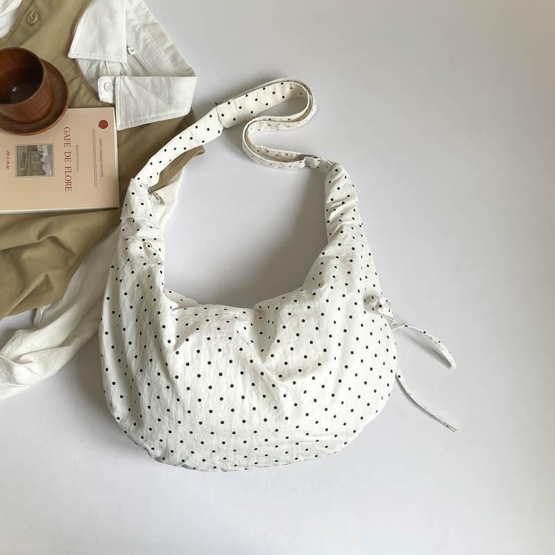 Stylish Dot Shoulder Bag Women Large Capacity Canvas Fashiable and Versatile Commuting Bag Simple Design Crossbody Bags
