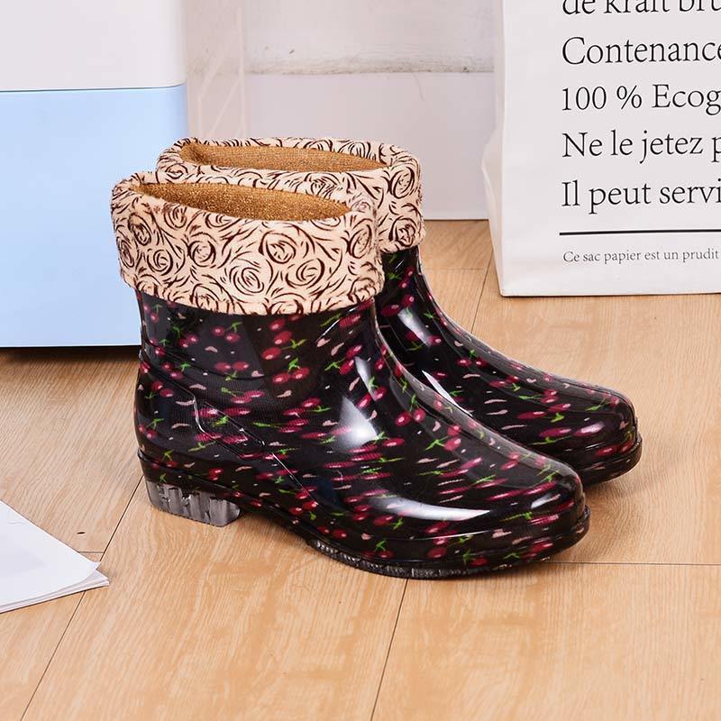 Fashion Rain Shoes Women's Water Shoes Short Tube Velvet Warm Non-slip Rain Boots Water Boots Adult Car Wash Summer