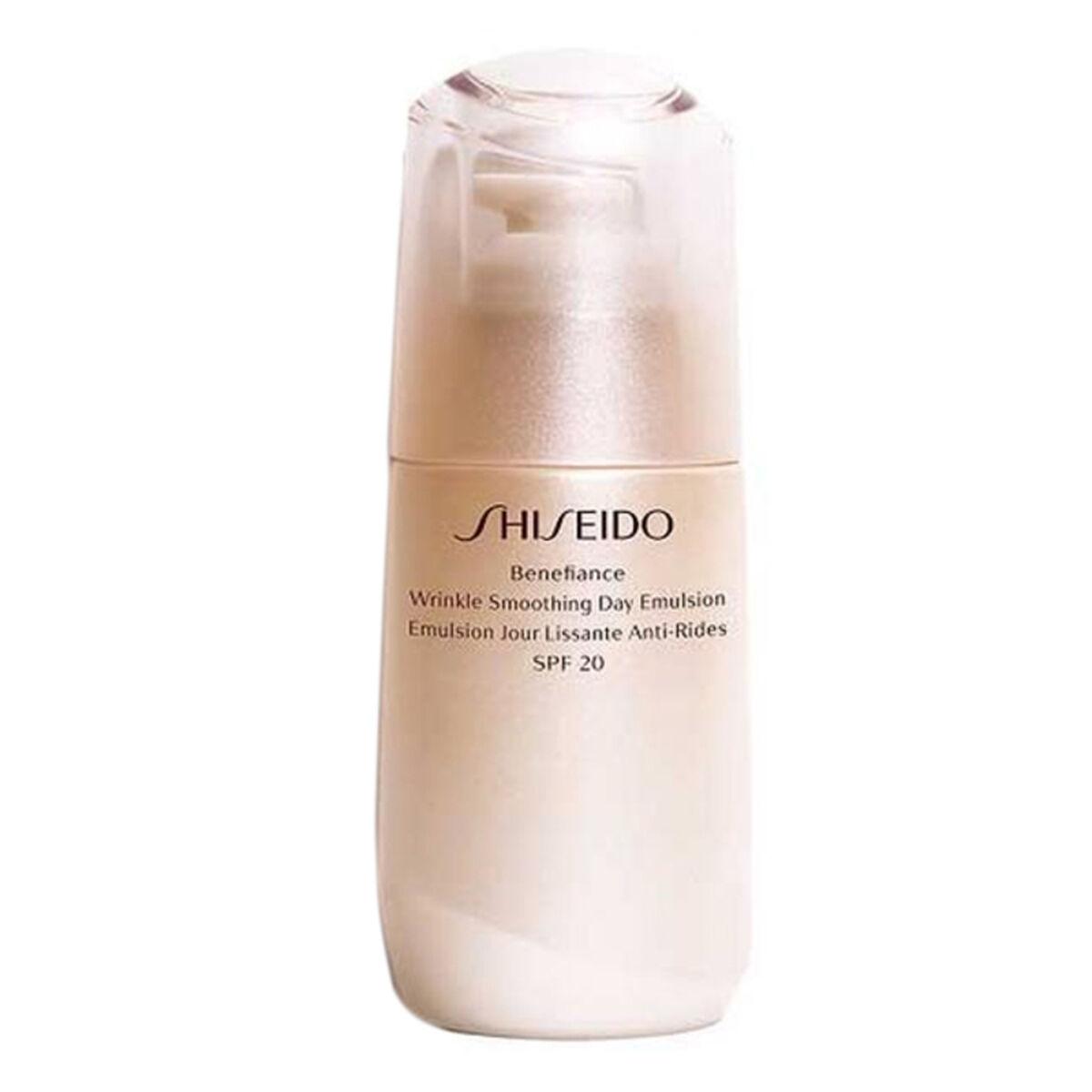 

Shiseido Benefiance Wrinkle Разглаживающий дневной крем против морщин (75 мл)