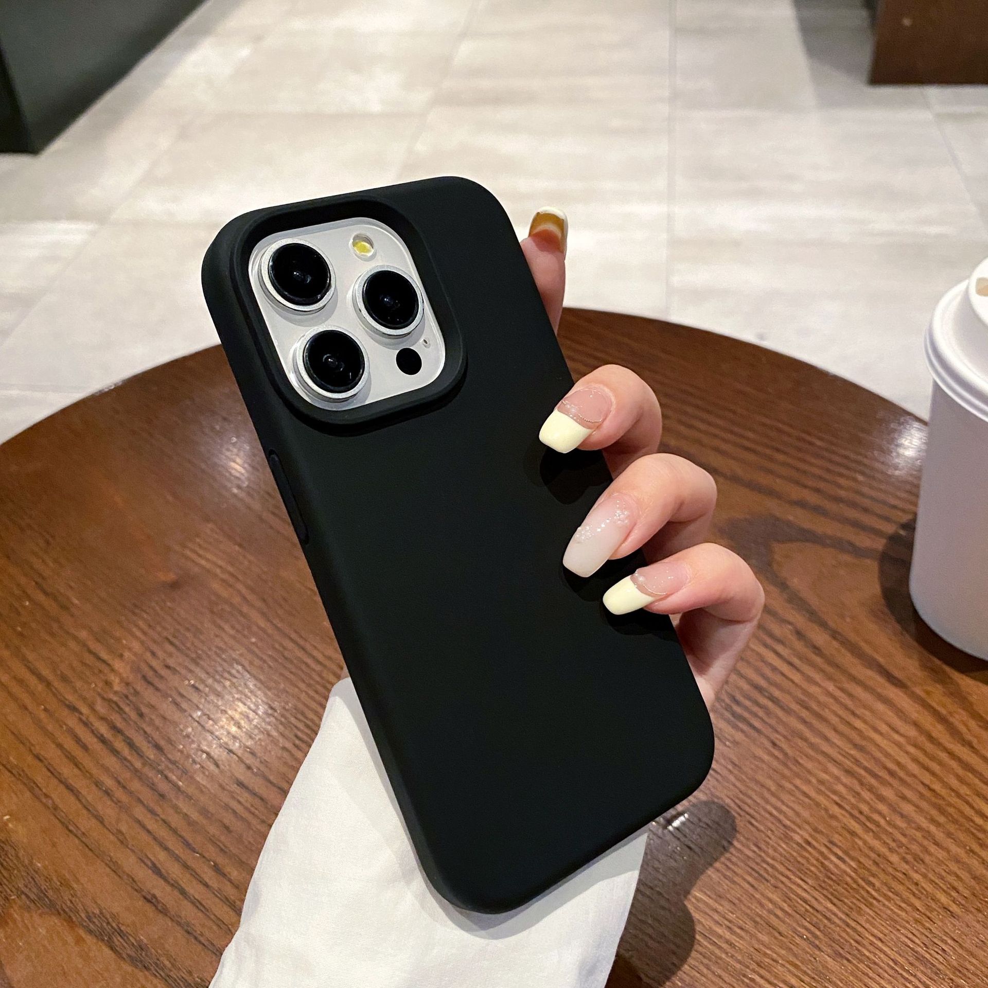 

Для Apple 16 Жидкий силиконовый чехол для мобильного телефона Мягкий силикон для IPhone15 Promax Магнитный Все включено Утолщенный Противоударный Apple 16