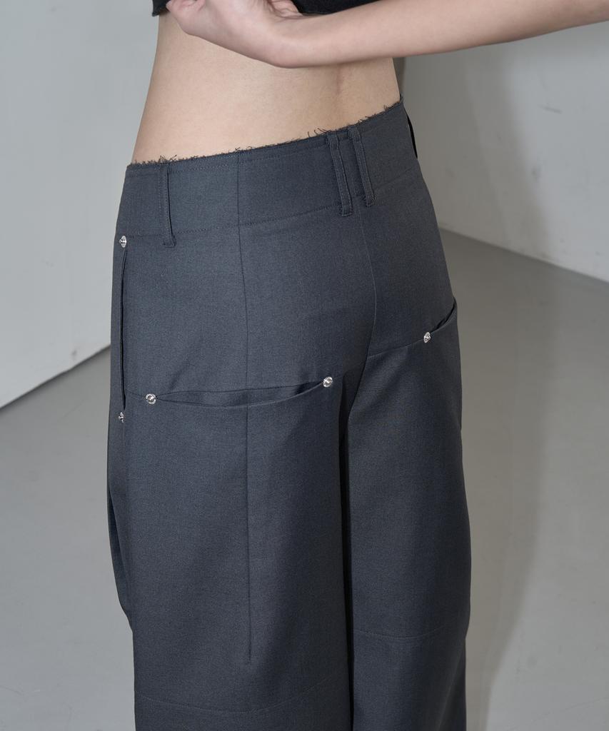 ZIZEMUSEUM Waist Detail Two-Tuck Wide Slacks (Gray)