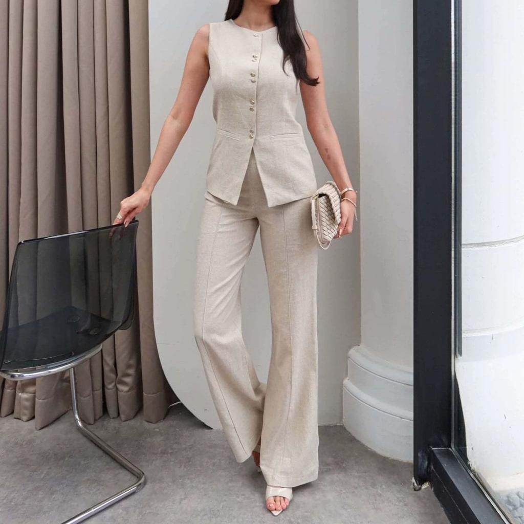 Amazon Women's New Temperament Commuter Style Crew Neck Sleeveless Slim Top High Waist Wide Leg Pants Set