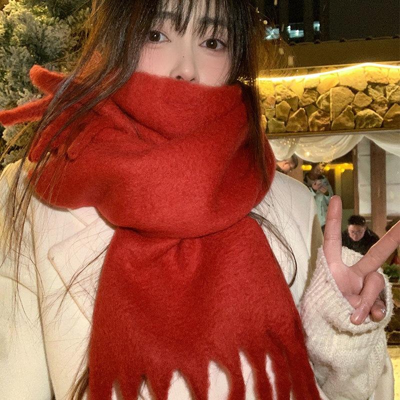 New soft waxy blue and white plaid fringed scarf Korean warm autumn and winter thickened atmosphere scarf