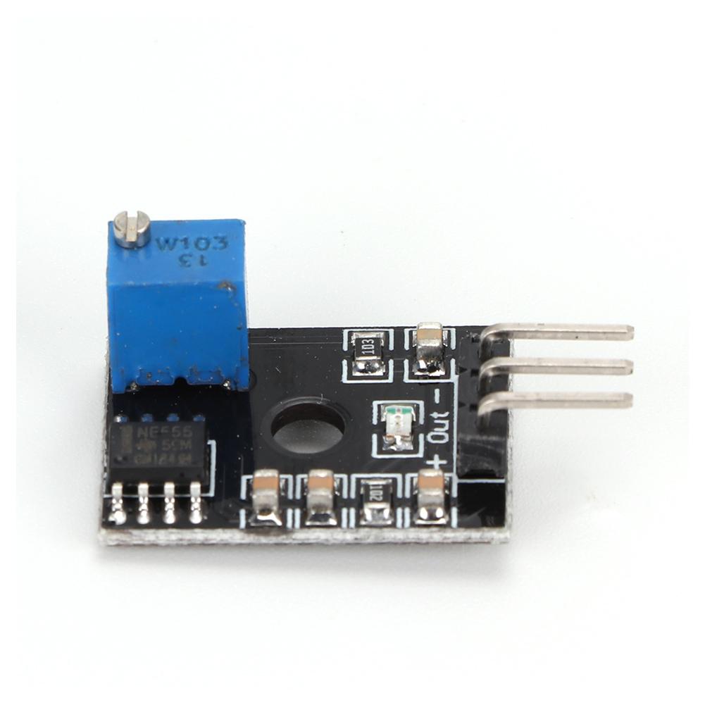 NE555 Pulse Output Adjustable Module Duty Ratio Adjustable Multivibrator 3mA NO load Current