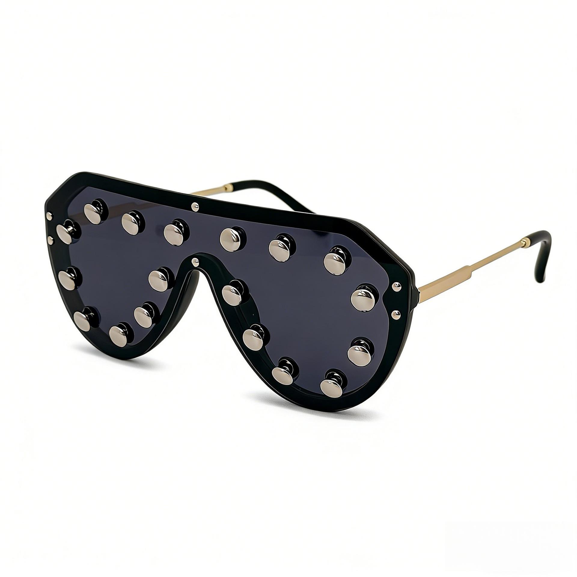 

Trendy Punk Rivet Oversized Sunglasses y2k Futuristic Mirror Lens One-Piece Goggles Shades Streetwear Cool Eyewear for Men Women