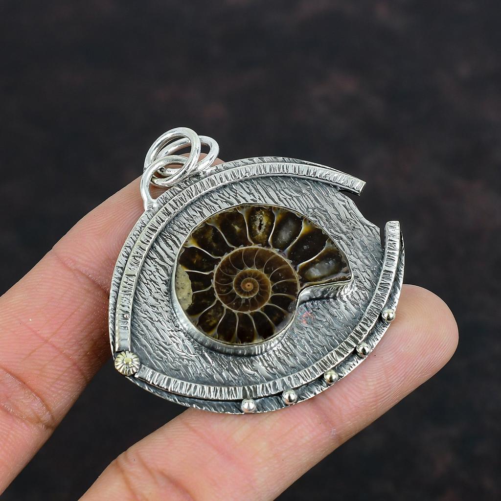 Pendente Gemma Fossile di Ammonite Argento Sterling 925 Pendente Decente Gioielli Fossili di Ammonite Fatti a Mano Pendente da Donna Regali di Anniversario