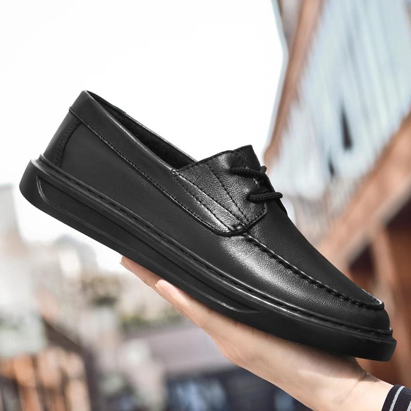 Herr Casual Skor Lyxiga Italienska Bröllop Äkta Läder Formell Klänning Båtskor För Män Slip-on Tofsar Andningsbara Loafers Manliga