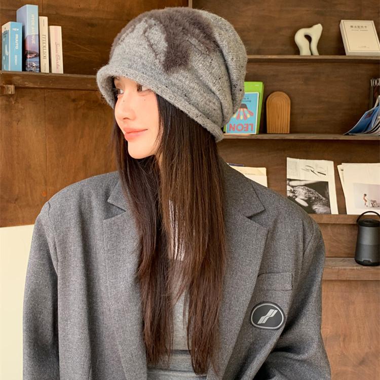 Japanese soft waxy baotou knitted stacking hat female face small ear protection warm wool hat Internet celebrity versatile cold hat