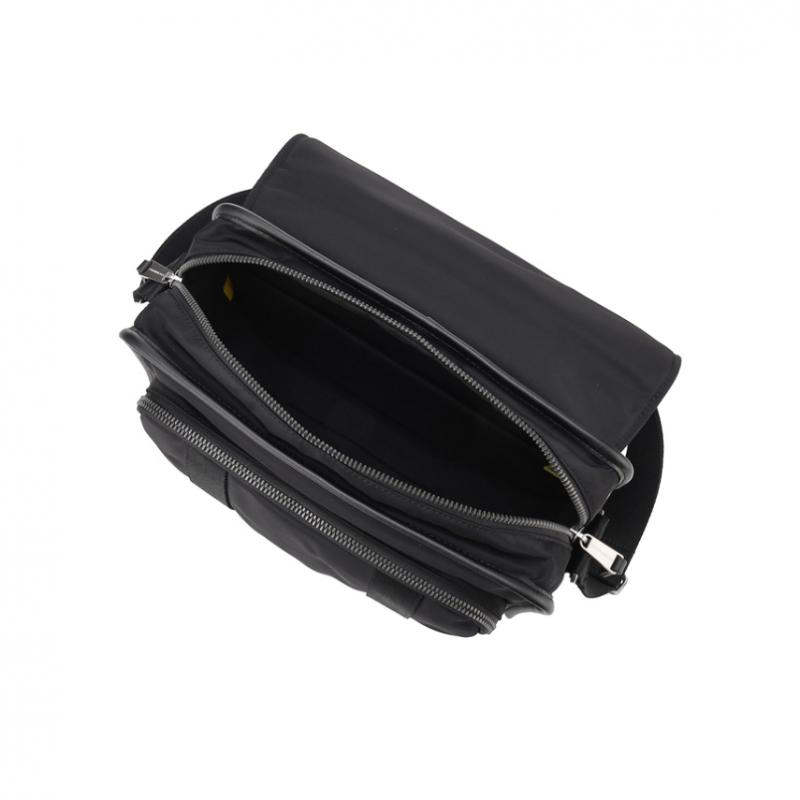 Mandarina Duck Duvet Uvt13651 Crossbody Bag