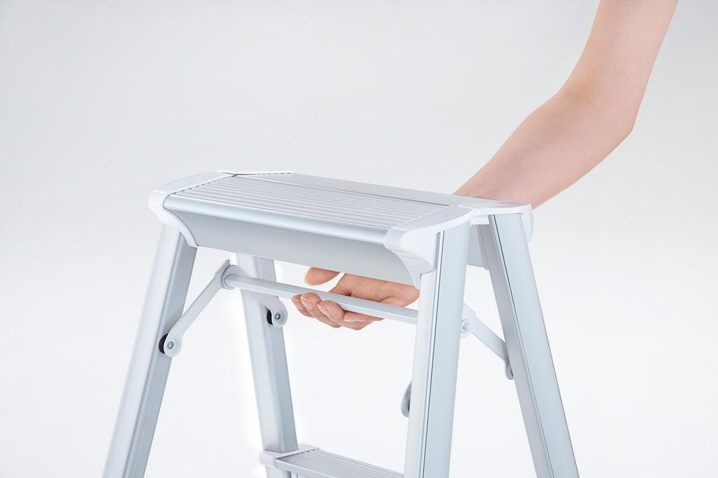 Hasegawa SKITSTEP Heavy-Duty Step Stool (130kg, Heavy-Duty Type), Silver, SK2.0-03S (16522)