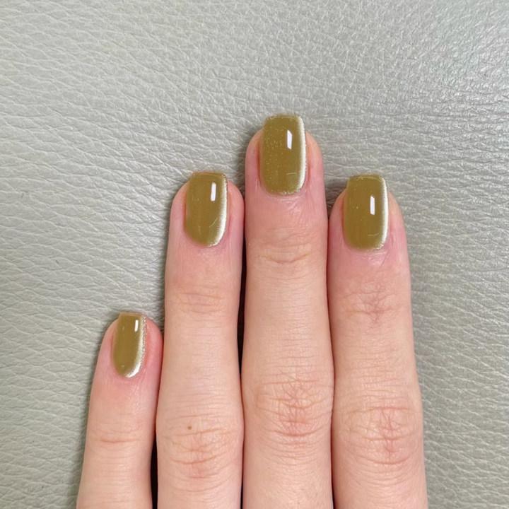 Cat Eye Wearable False Nails - Simple Whitening, Removable, High-End Nail Patches