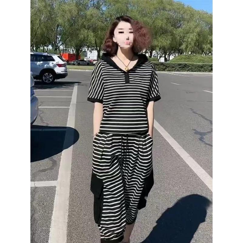 Striped Casual Suit Women's Summer Hooded Short-sleeved Top with Loose Seven-inch Pants Set of Two Pieces
