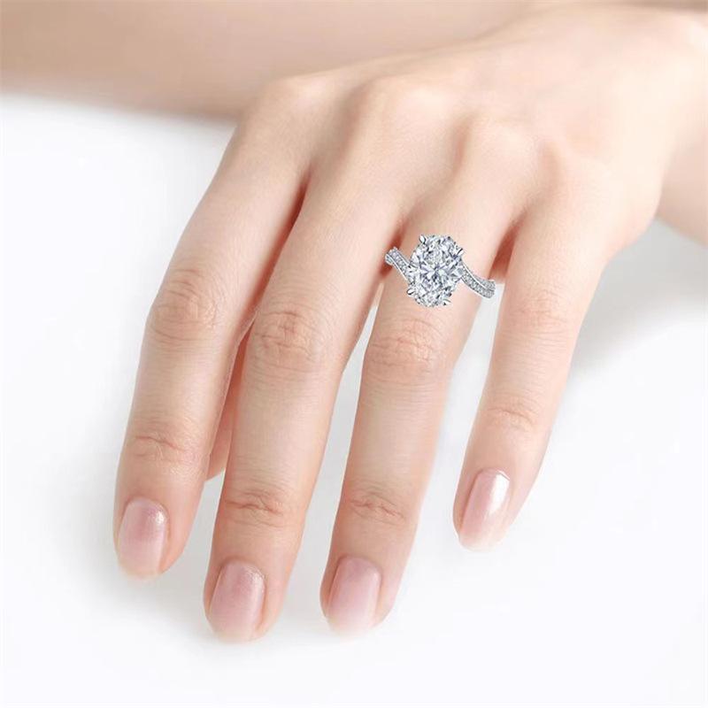 Oval 3 Carat Moissanite and Au750 Diamond Ring, D Color, Passed Diamond Tester Size 15