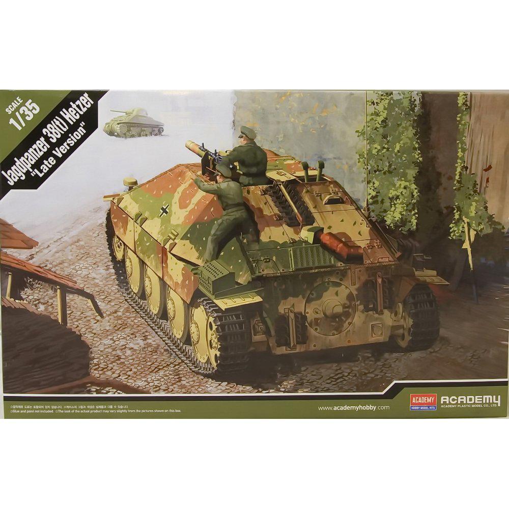 Academy ACA13230 Model Kit Various