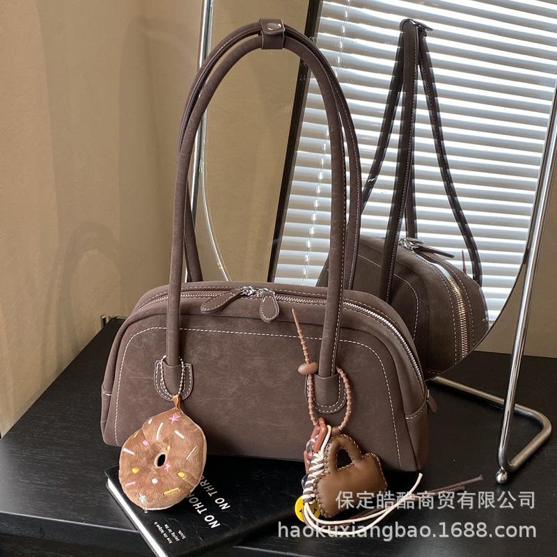 Vintage niche suede bag women's 2025 new messenger bag autumn and winter versatile single shoulder underarm bag pillow bag