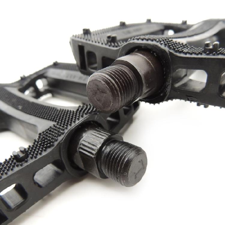 Plastic Bicycles Wide Pedals Light Weight Hollow Bicycles Platform Pedals Replacement Wide Thick Cycling Pedals