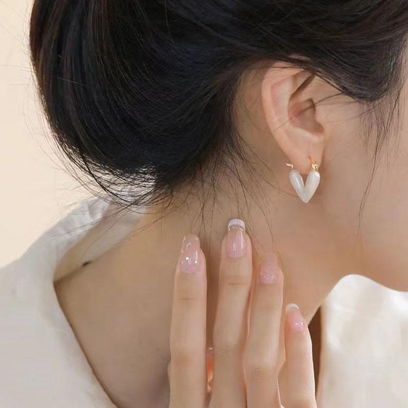 Elegant White Enamel Heart Earrings for Women - Luxury Peach Heart-Shaped Studs and Drop Earrings.