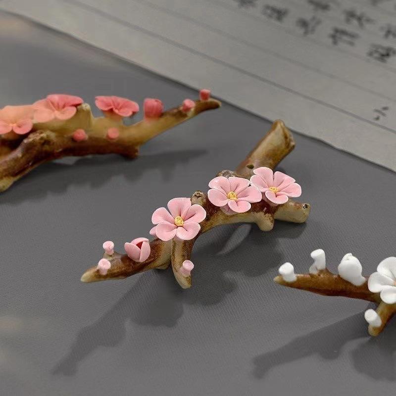 Ceramic Handmade Pinched Flower Incense Holder Incense Burner Ornament Plum Blossom Incense Seat Ornament Creative Rockery Pen