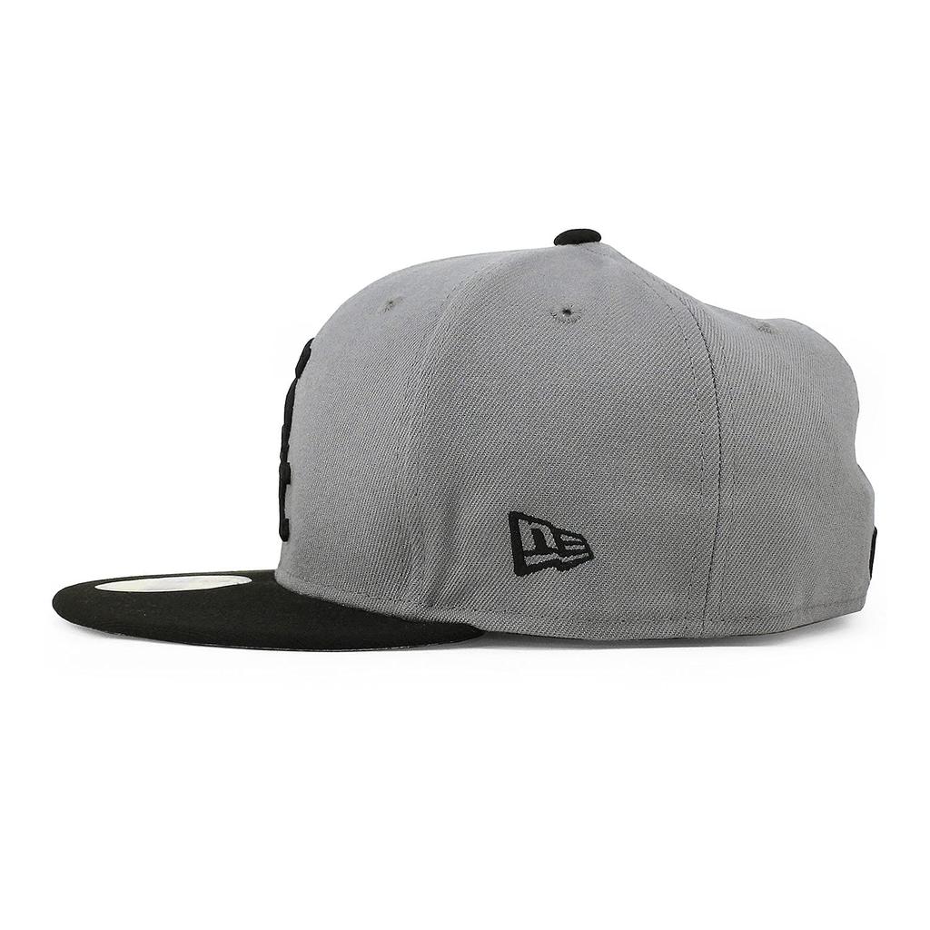 New Era Chicago White Sox 59FIFTY MLB 2T Fitted Size Model Number 5950 Team-Basic Cap, Gray/Black, 7-5/8 (Approx. 60.6cm), [Used]