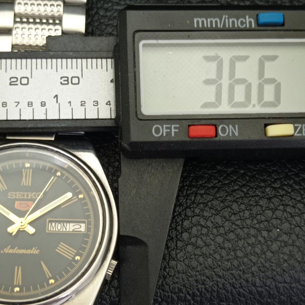 ORIGINAL VINTAGE SEIKO 5 AUTOMATIK JAPAN HERREN SCHWARZES ZIFFERBLATT UHR a500146-2 R151a-a500146