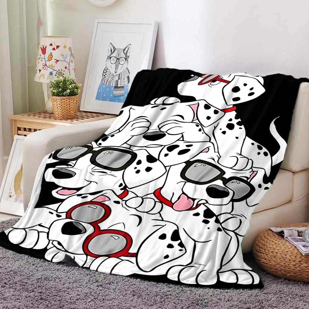 Bolt Flannel blanket, soft and warm, suitable for beds and sofas, all seasons, portable travel blanket. 073079