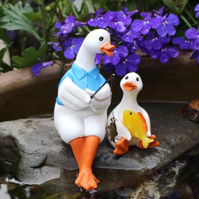 2Pcs Cute Duck Statues Waterproof UV Resistant Funny Cartoon Duck Garden Figurines Indoor Outdoor Decorations