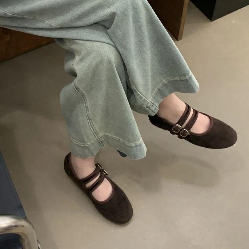 Fashion IPPEUM Ballet Flats Velvet Shoes For Women Buckle Round Toe 2025 New Ballerinas Zapatos Mujer Mary Jane Shoes