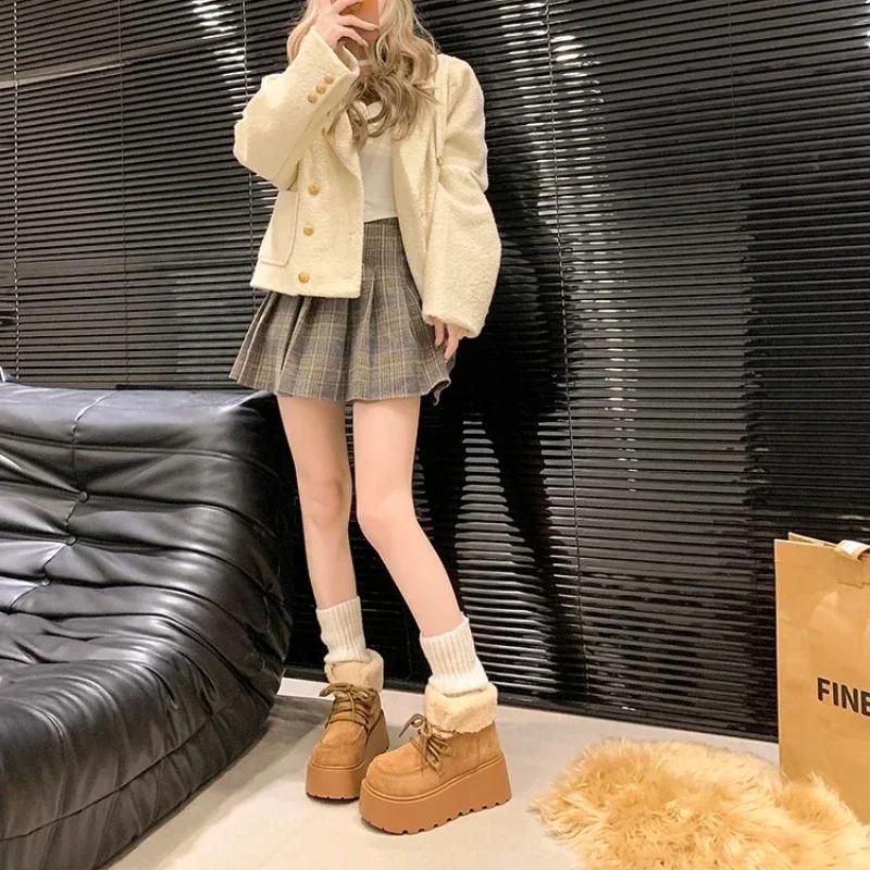 Zimní Nejnovější Šněrovací Nadýžené Sněhule Kulatá Špička Pravá Kůže Ploché Dámské Teplé Kotníkové Boty Silná Podrážka Módní Vlna Sníh