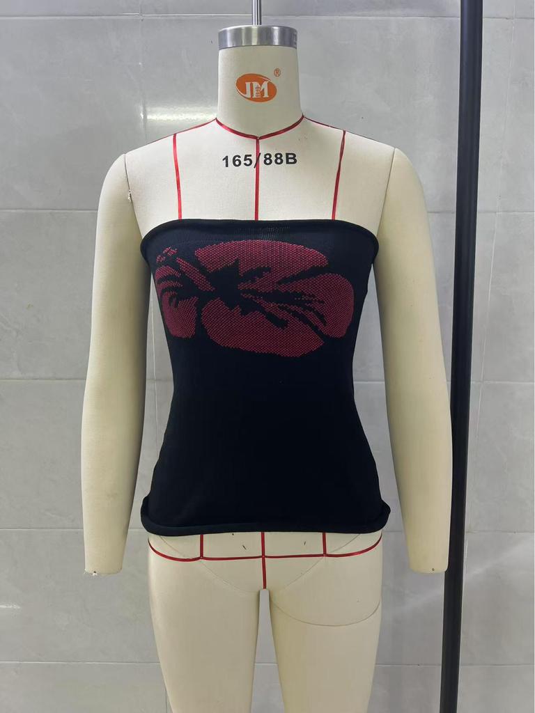 European & American Sexy Hot Sleeveless Knitted Bandeau Top for Women, 2025 Collection.