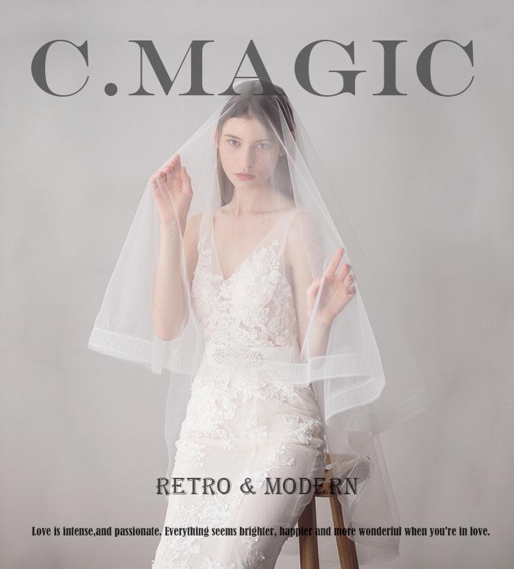 V805 Soft White Double-Layer Bridal Veil - Short Style for Photoshoots & Styling