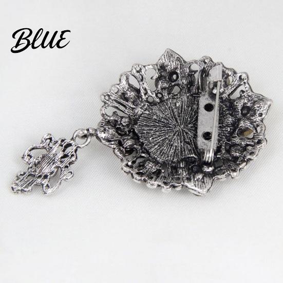 Anti-slip Brooch Women Retro Victorian Human Profile Rhinestone Decor Hollow