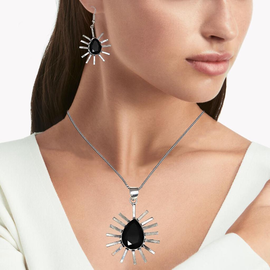 Black Spinal  Pendant Gemstone Jewelry Handicraft Valentine'Day Gold