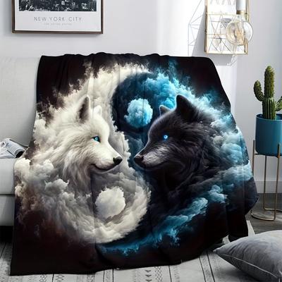 1 Stück Flanelldecke im Preppy-Stil mit Wolfs-Zwillinge-Print - Hypoallergen, Maschinenwaschbar, Ganzjahres-Mehrzweck-Überwurf für Sofa, Ho