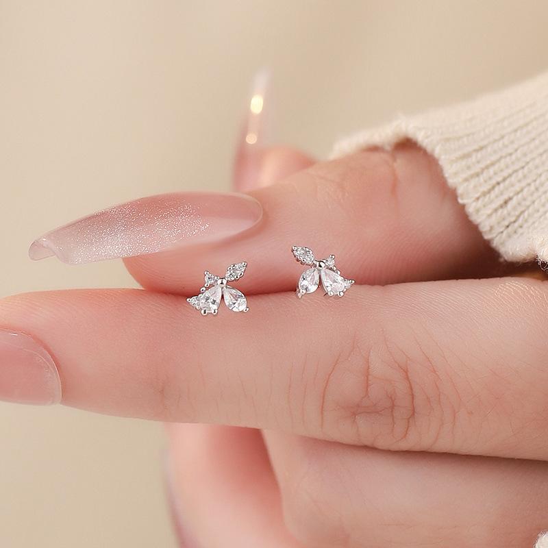 Zircon Earrings Are Sweet and Individual  Autumn and Winter Exquisite and Versatile Daily Commuting New Earrings