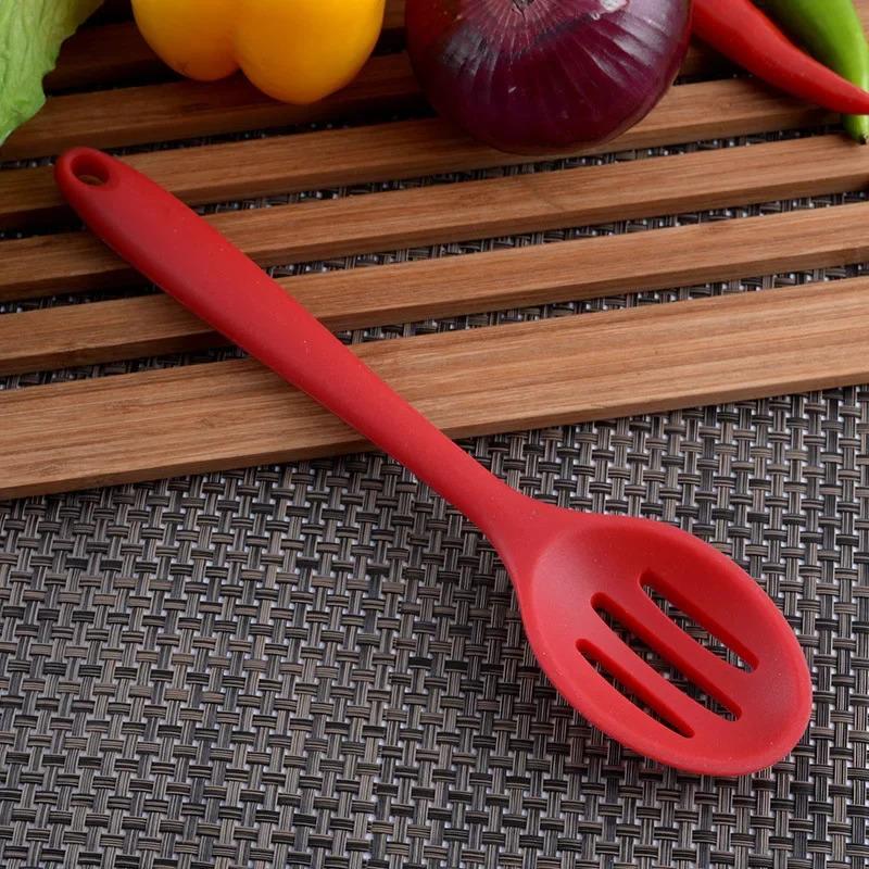 Non-Stick Silicone Slotted Spoon Long-Handled Cooking Serving Spoon Skimmer Scoop Drainer Spoon For Kitchen Gadgets Accessories