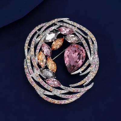 Stylish Retro Crystal Spin Brooch, High-end Feminine Exquisite Crystal Garland, Elegant Brooch, Anti-light Pin Accessories