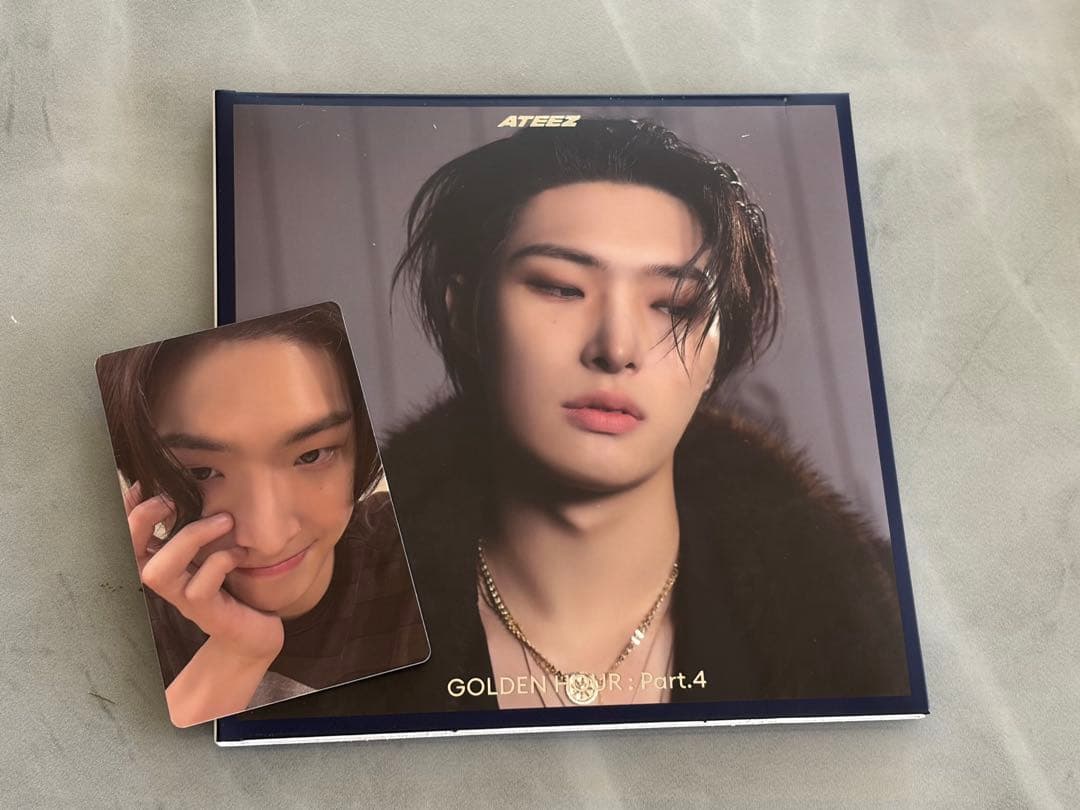 

[USED] ATEEZ Golden Hour Part 4 Mingi with Trading Card
