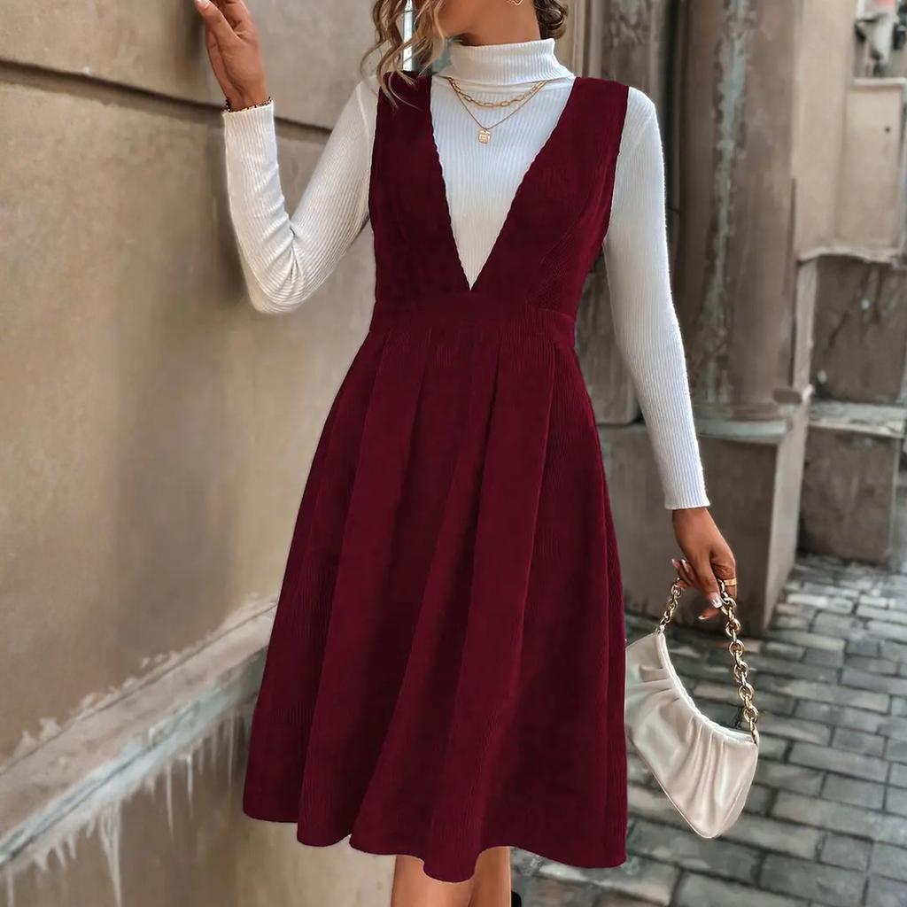 Women's Fashionable And Elegant V-Neck Corduroy Suspender Dress