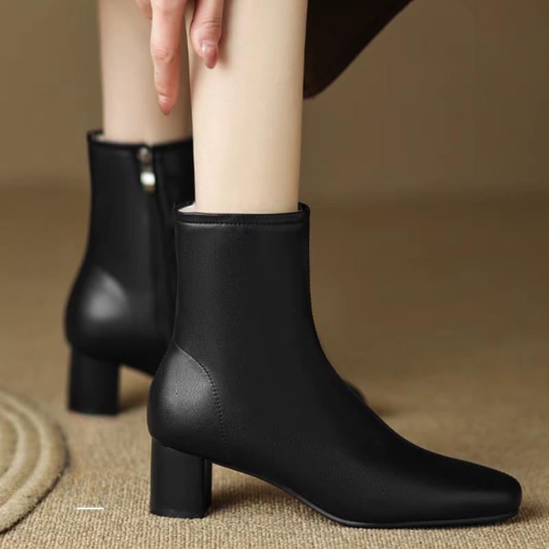 

Короткие сапоги женские 2024 осень новые высокие каблуки толстый квадратный каблук молния сбоку женские ботильоны черные Botas Mujer 35 чёрный