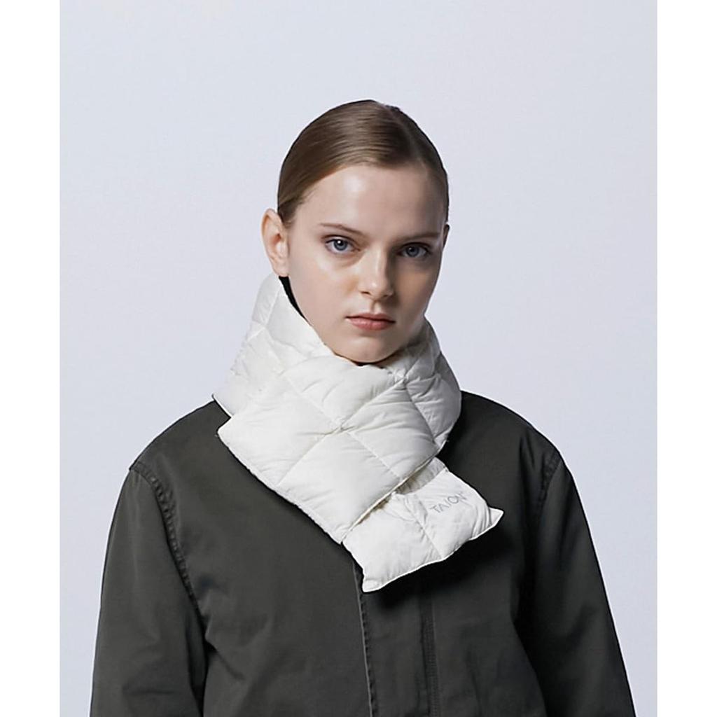 Taion Down Muffler 201A Off-White