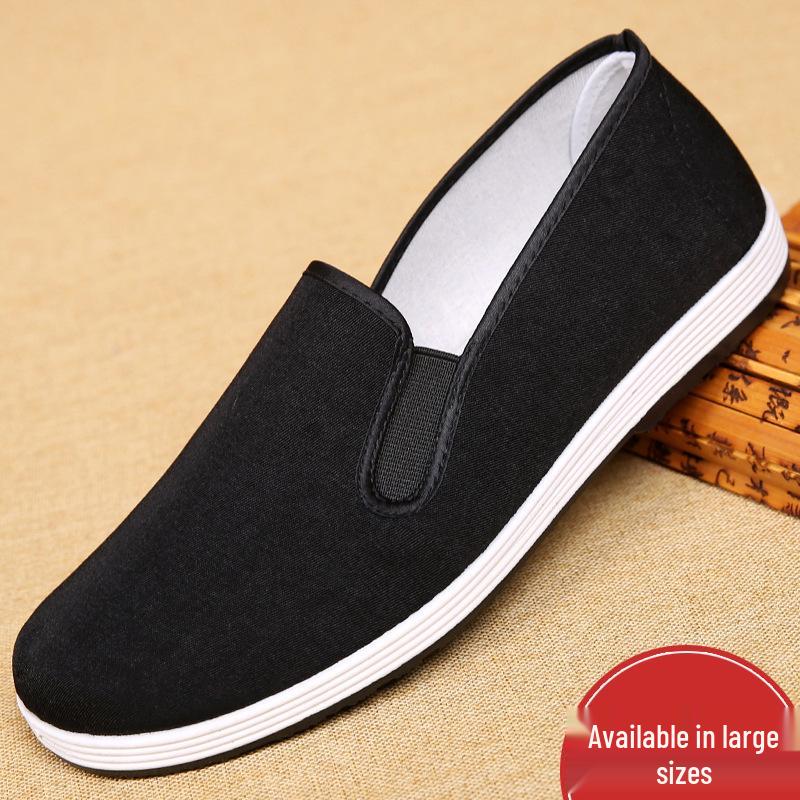Unisex Slip-On Non-Slip Breathable Black Cloth Shoes - Trendy, Durable Chinese-Style Footwear for Work and Casual Wear