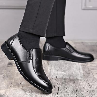 Enkele schoenen lente en herfst één pedaal business casual leren schoenen heren zachte zool antislip middelbare en oude vaderschoenen