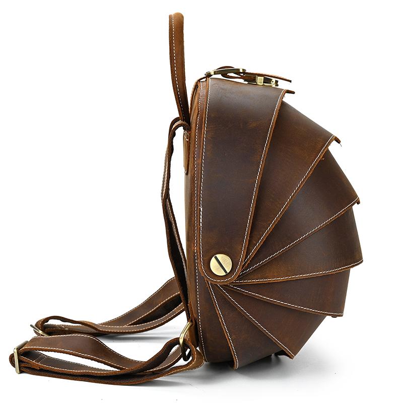 Handmade vintage leather backpack unique design beetles style bagpacks men women unisex fashion backpacks 2026 summer new