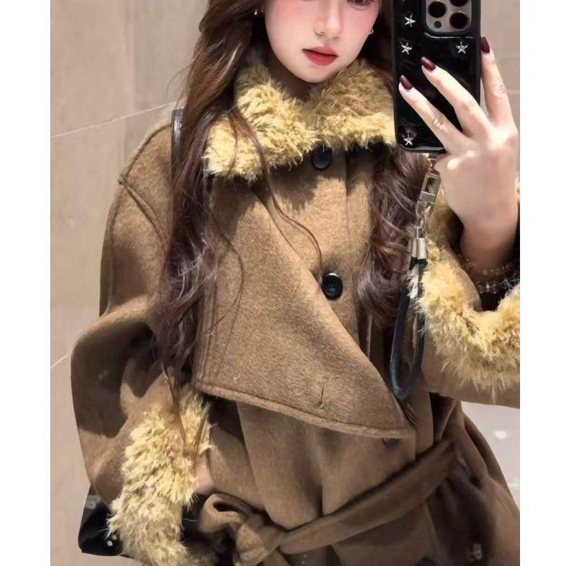 Koreanischer High-End Kaffee Plüsch Patchwork Damen Winter Schlankmachender Wollmantel