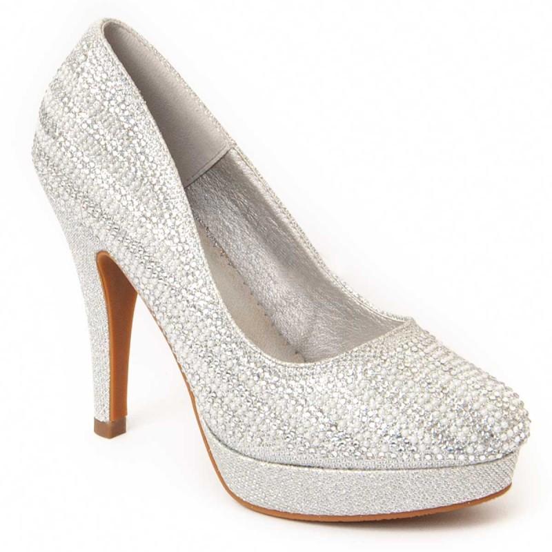 But na obcasie dla kobiety.  Montevita  Unne74  97854