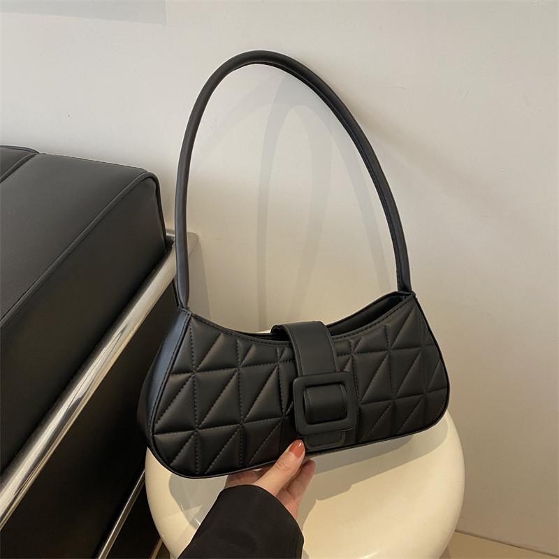 Trendy Pure Color Handbag For Women Featuring Large Capacity And Stylish Aesthetic чёрный