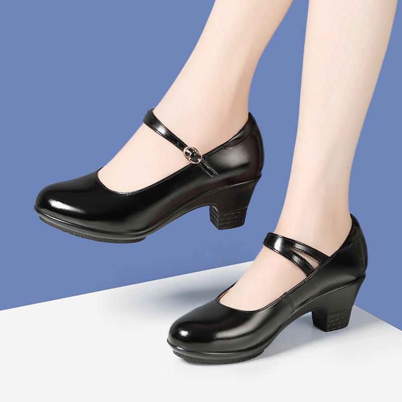 New leather professional square dance shoes dance shoes patent leather medium heel cheongsam model catwalk show high heels