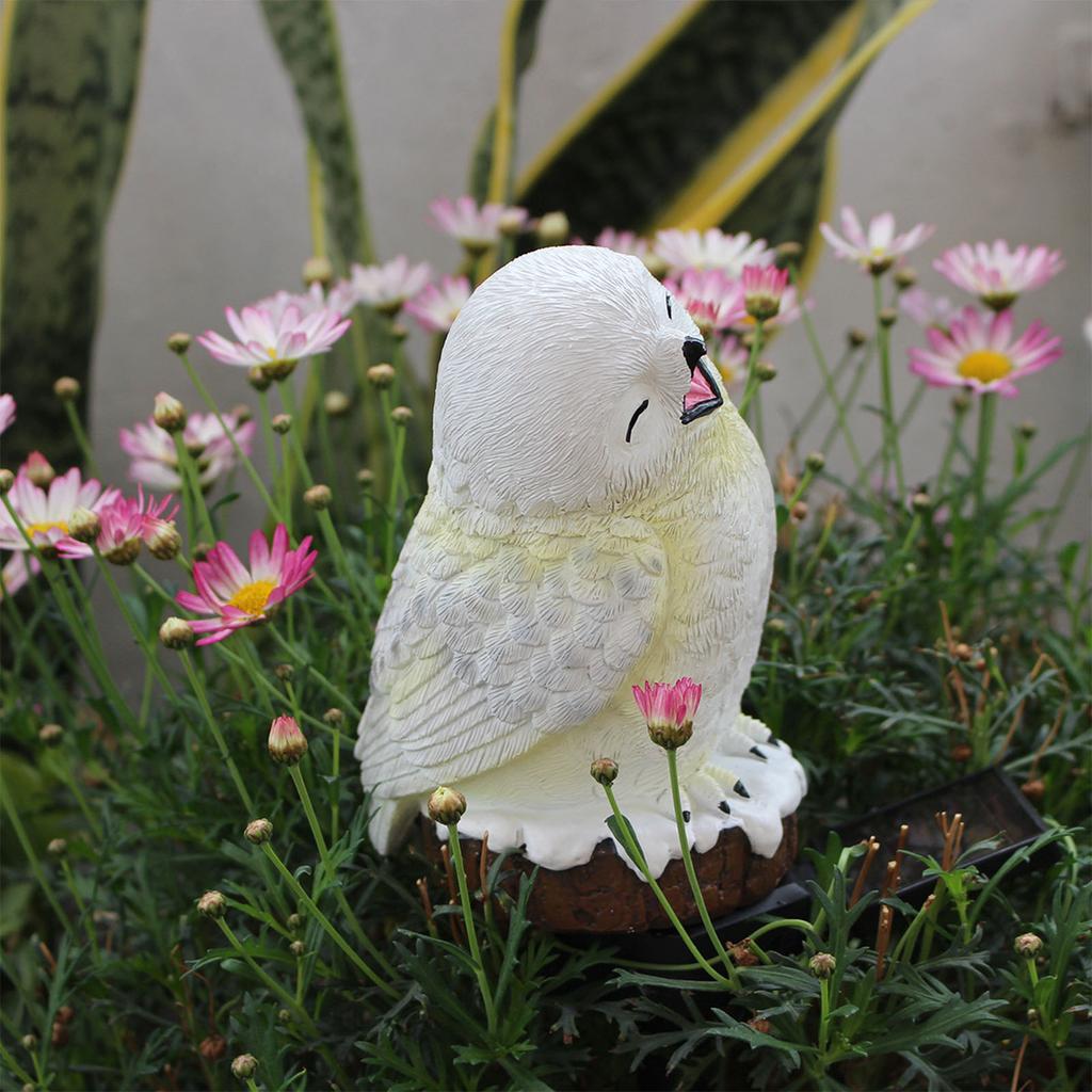 Snowy Owl Stake Lamp Solar Resin Waterproof Decorative LED Lawn Light for Outdoor Garden Patio