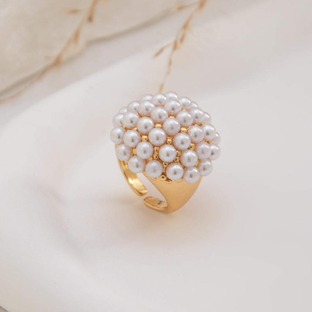 Design Style Imitation Pearl Scallop Shell Ring, Personalized Metal Smooth Thread Hat Ring