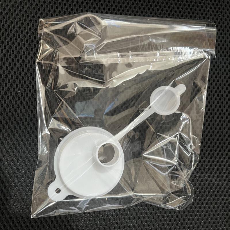 

Портативные крышки для банок, герметичные крышки для банок с газировкой, многоразовые уплотнители для напитков белый